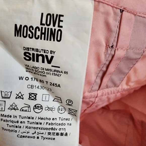 LOVE MOSCHINO Pink Shorts & Bermuda with logo and pockets - Picture 10 of 10